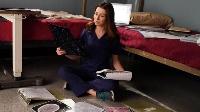 Click to watch 'Go Big or Go Home' (popup) Greys Anatomy